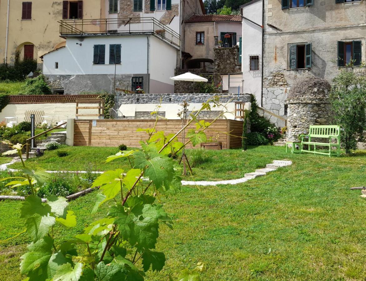Monti Guesthouse Monti di Licciana Nardi 외부 사진